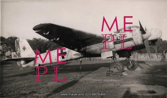 : Junkers Ju88 on the ground : Junkers Ju88 on the ground