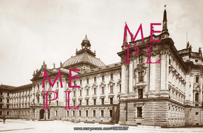 : Justizpalast at Karlsplatz (Stachus) in Munich : Justizpalast at Karlsplatz (Stachus) in Munich