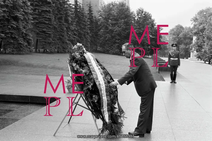 : K. Gross visiting USSR : K. Gross visiting USSR