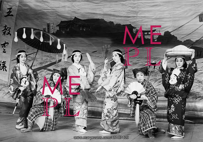 : Kabuki dance group at the European guest performance, 1938 : Kabuki dance group at the European guest performance, 1938