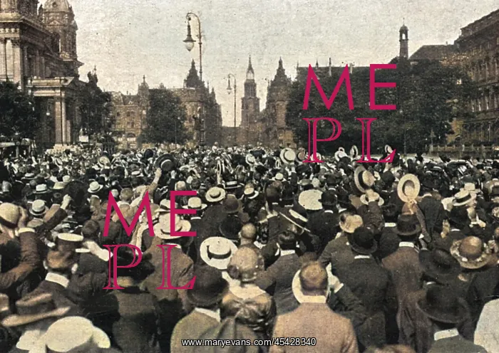 : Kaiser Wilhelm II cheered : Kaiser Wilhelm II cheered