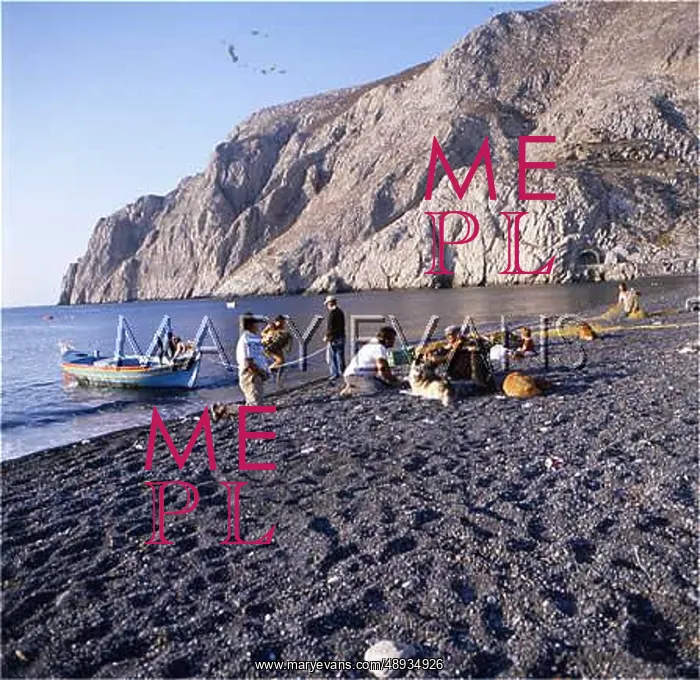 : KAMARI BEACH, SANTORINI : KAMARI BEACH, SANTORINI