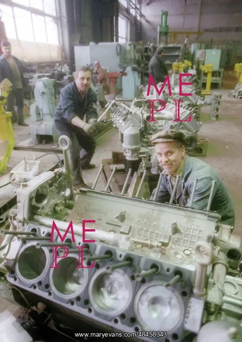 : KamAZ engine repairing factory, 1995 : KamAZ engine repairing factory, 1995