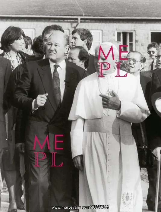 : Karl Blecha and pope John Paul II : Karl Blecha and pope John Paul II