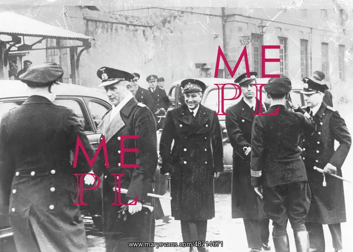 : Karl Doenitz : Karl Doenitz