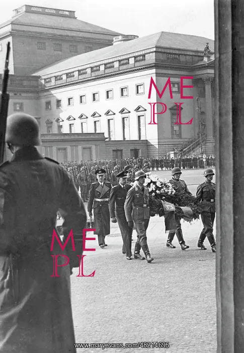: Karl Doenitz : Karl Doenitz