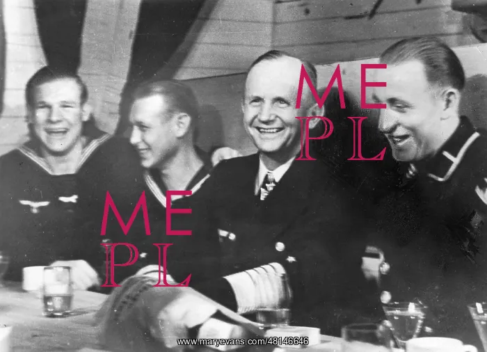 : Karl Doenitz with seamen, 1945 : Karl Doenitz with seamen, 1945