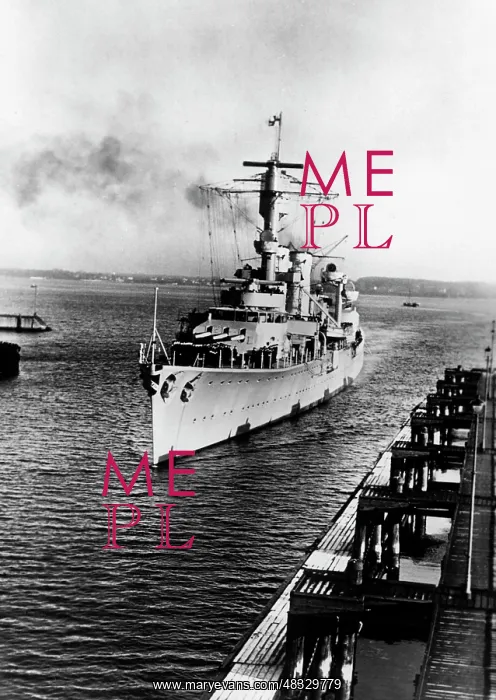 : Karlsruhe cruiser, 1930s : Karlsruhe cruiser, 1930s