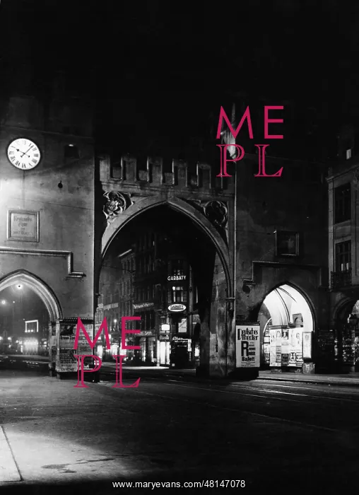 : The Karlstor in Munich, 1930 : The Karlstor in Munich, 1930