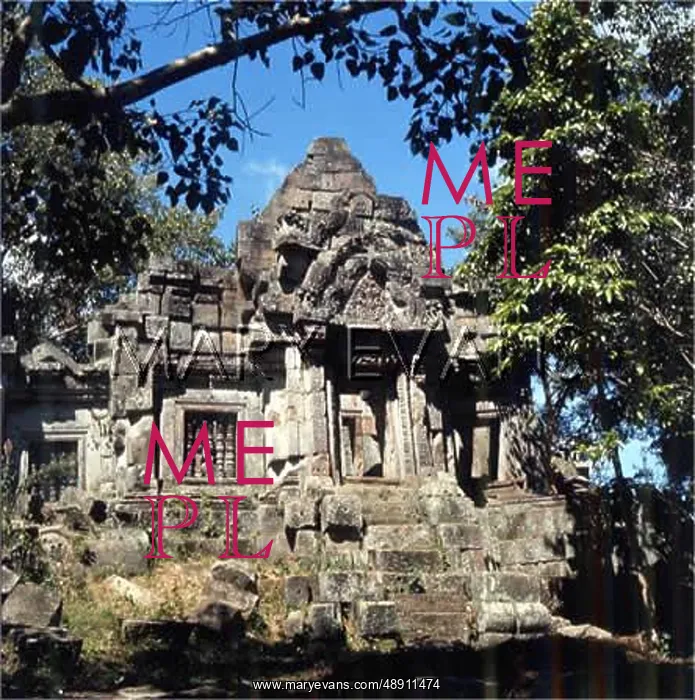 : KAT EK / KHMER RUINS : KAT EK / KHMER RUINS