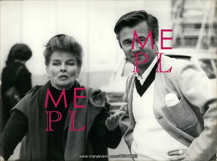 : Katharine Hepburn and Bryan Forbes filming in Nice : Katharine Hepburn and Bryan Forbes filming in Nice