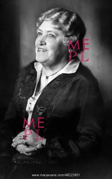 : Kathi Kobus : Kathi Kobus