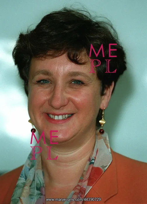  : Kathleen Merry