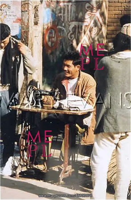  : KATHMANDU / SEWING MACHINE
