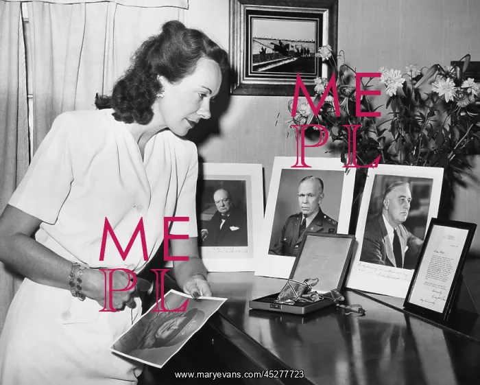  : Kay Summersby with her World War II memorabilia