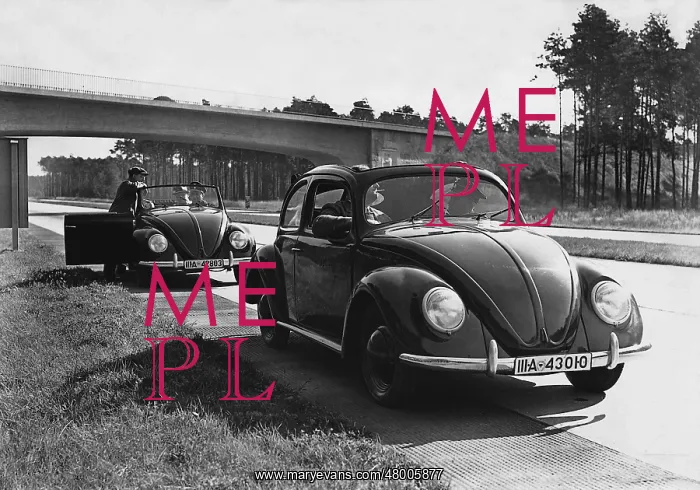 : KdF car on the highway, 1938 : KdF car on the highway, 1938