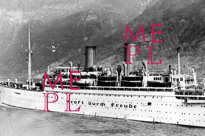 : KdF ship near Norway : KdF ship near Norway