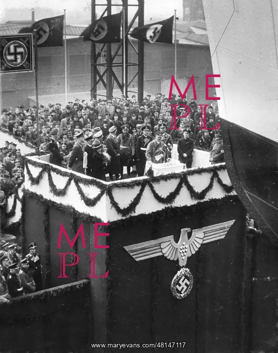 : KDF-ship Robert Ley is christened, 1938 : KDF-ship Robert Ley is christened, 1938