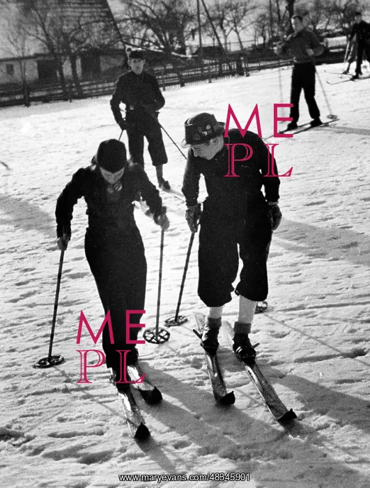 : KdF ski course in the Krkonose, 1936 : KdF ski course in the Krkonose, 1936
