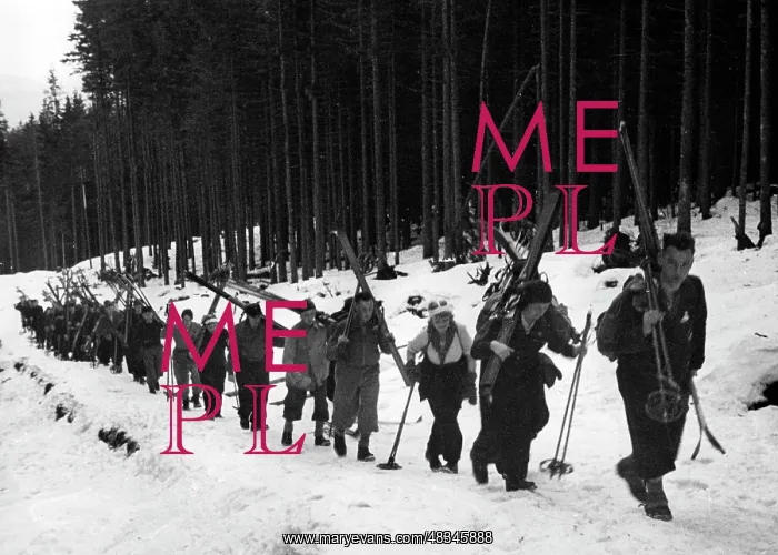 : KdF ski holiday in the Krkonose, 1936 : KdF ski holiday in the Krkonose, 1936