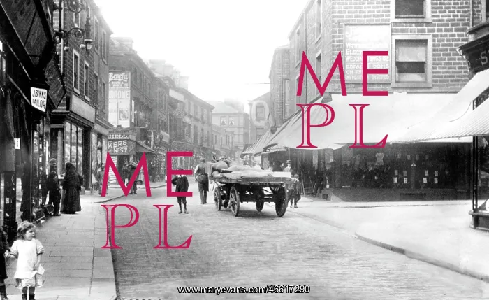  : Keighley, Low Street c1910