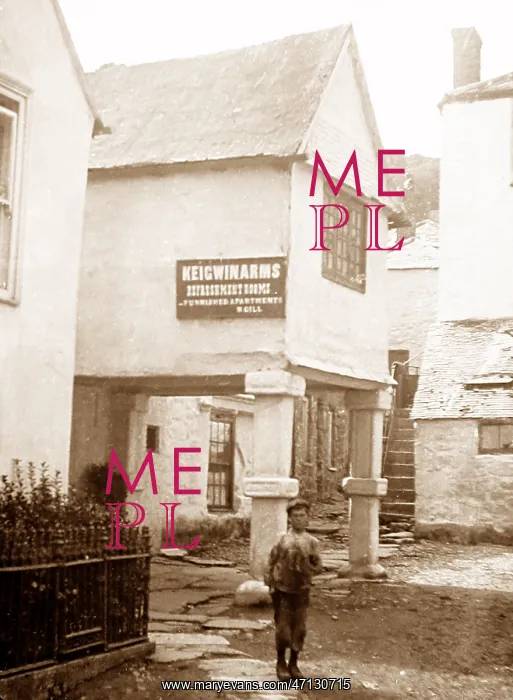  : Keigwin Arms, Mousehole, early 1900s