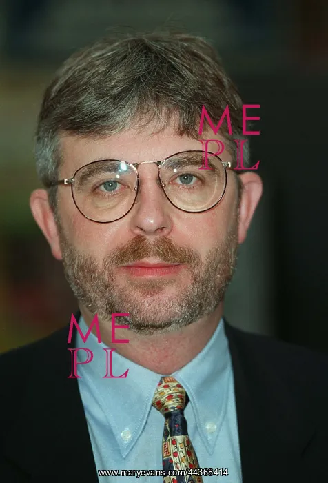  : Keith Bradley MP