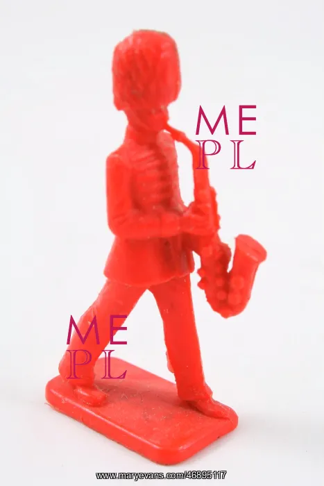 : Kelloggs cereal packet free gift, plastic soldier : Kelloggs cereal packet free gift, plastic soldier