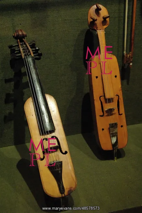  : Kemans (Violin). Greece