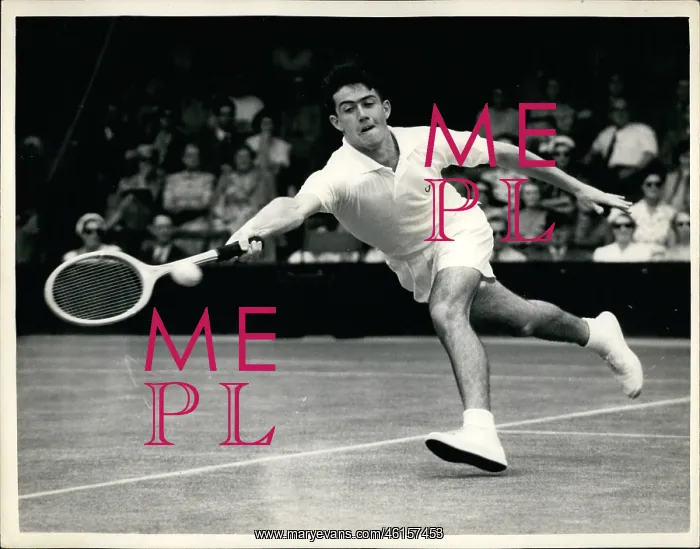 : Ken Rosewall in tennis match at Wimbledon : Ken Rosewall in tennis match at Wimbledon