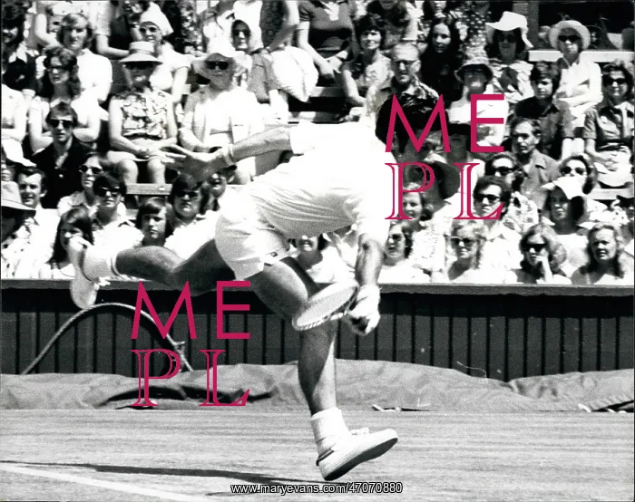 : Ken Rosewall in tennis match at Wimbledon : Ken Rosewall in tennis match at Wimbledon