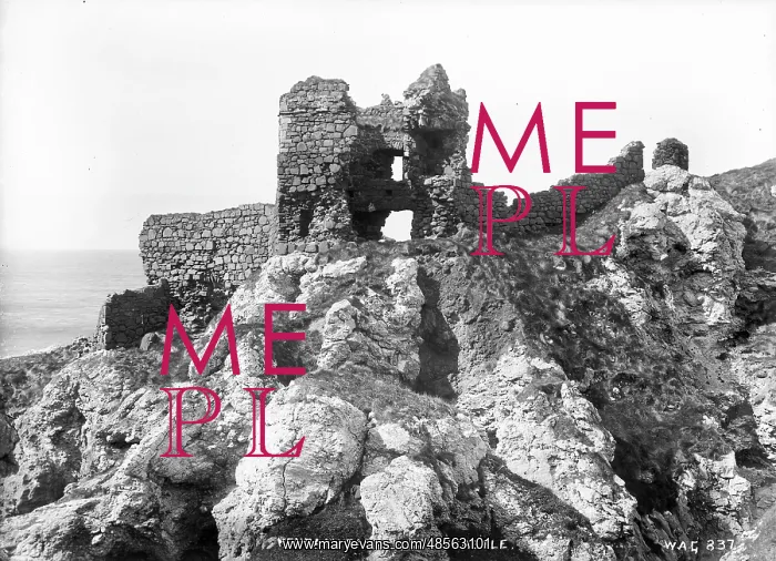 : Kenbaan Castle, Ballycastle : Kenbaan Castle, Ballycastle