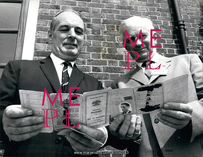 : Kenneth Wright and Louis Huissein, WW2 reunion : Kenneth Wright and Louis Huissein, WW2 reunion