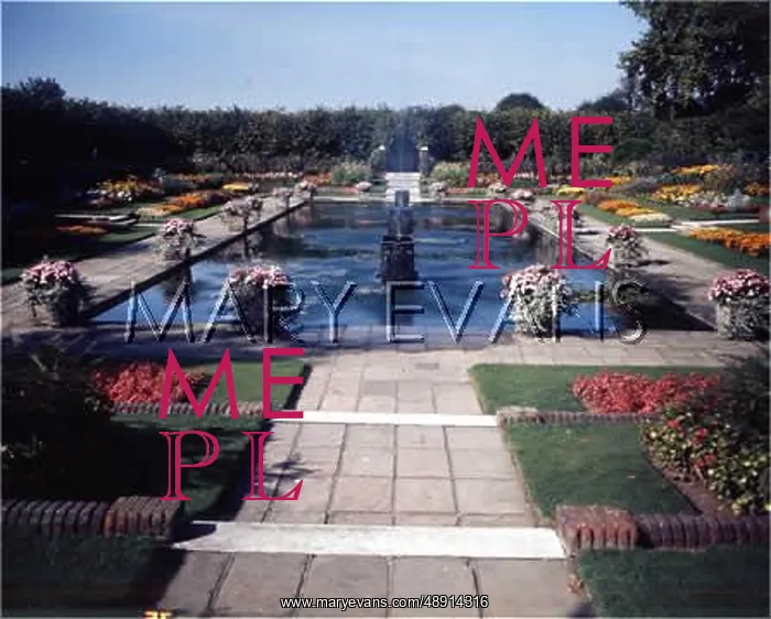 : KENSINGTON GARDENS : KENSINGTON GARDENS