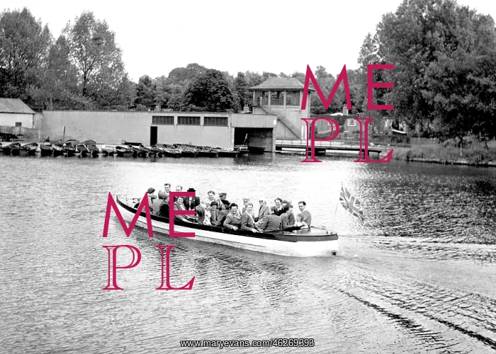  : Kettering, the Boating Lake c1955