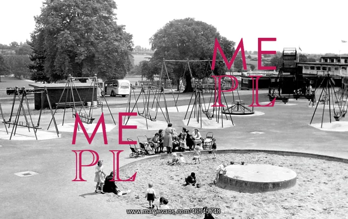  : Kettering, Childrens Playground c1955