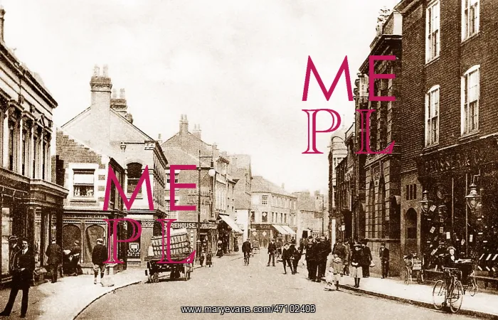  : Kettering High Street early 1900s