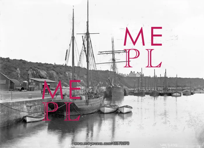 : Kilkeel Harbour : Kilkeel Harbour