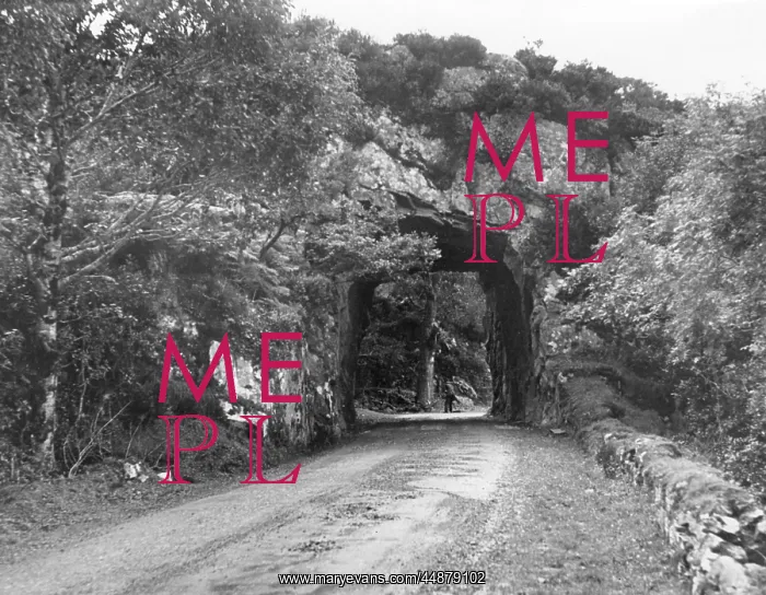 : KILLARNEY ROCK TUNNEL : KILLARNEY ROCK TUNNEL