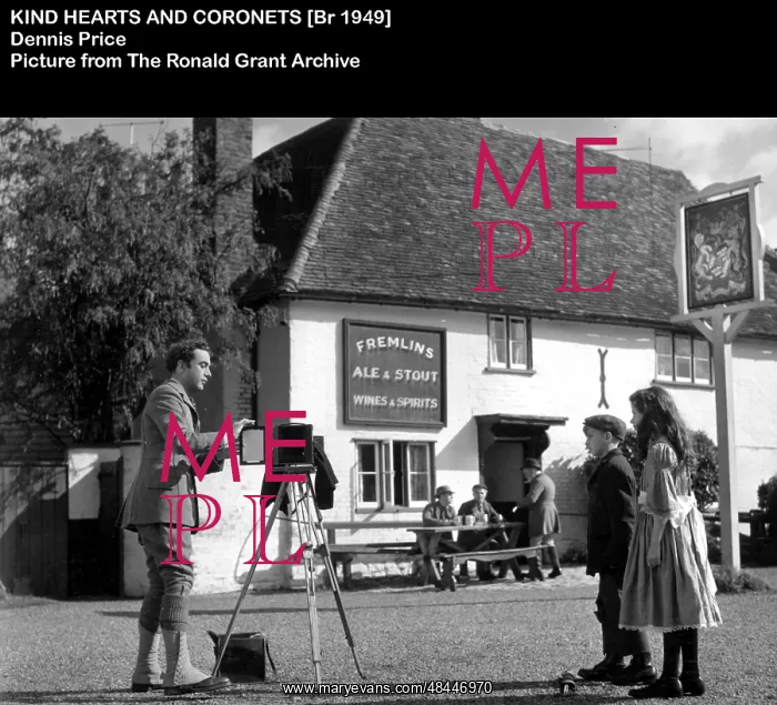 : KIND HEARTS AND CORONETS : KIND HEARTS AND CORONETS