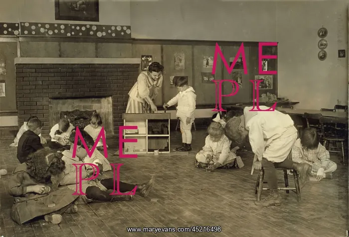 : Kindergarten children in Horace Mann School ? : Kindergarten children in Horace Mann School ?