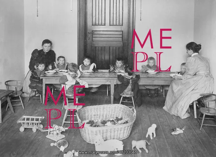 : Kindergarten teachers with children, 1899 : Kindergarten teachers with children, 1899
