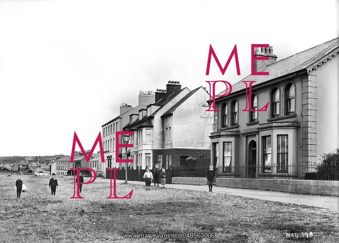  : Kinegar, Holywood