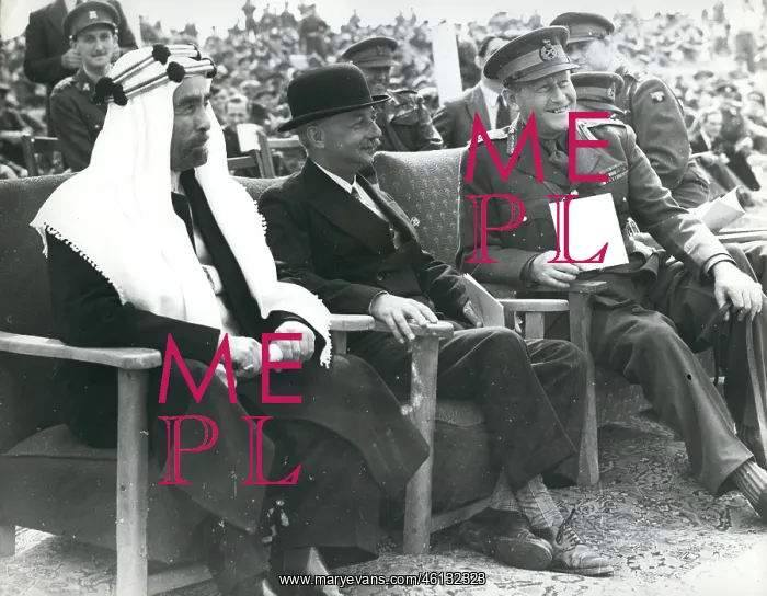 : King Abdullah, Colonel Glubb Pasha, General Gale : King Abdullah, Colonel Glubb Pasha, General Gale