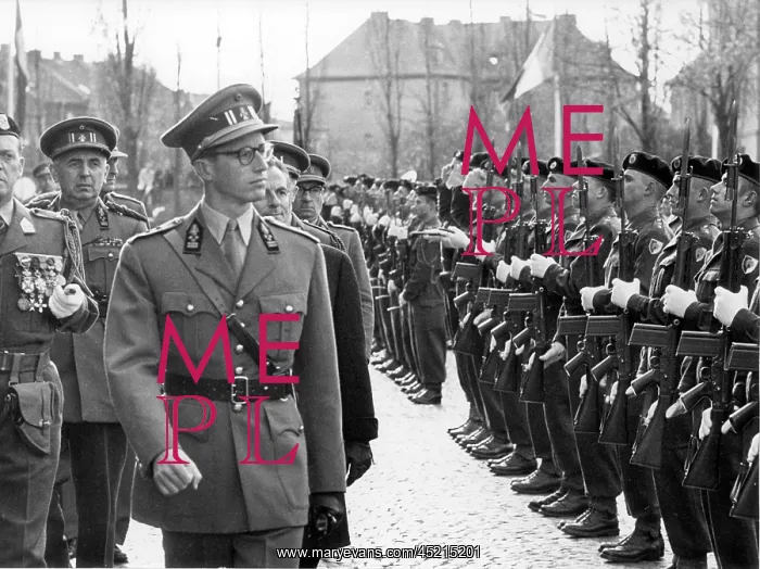 : King Baudouin visits Belgian troops in Germany : King Baudouin visits Belgian troops in Germany