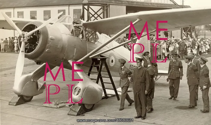 : King Edward VIII and the Duke of York inspect prototype : King Edward VIII and the Duke of York inspect prototype