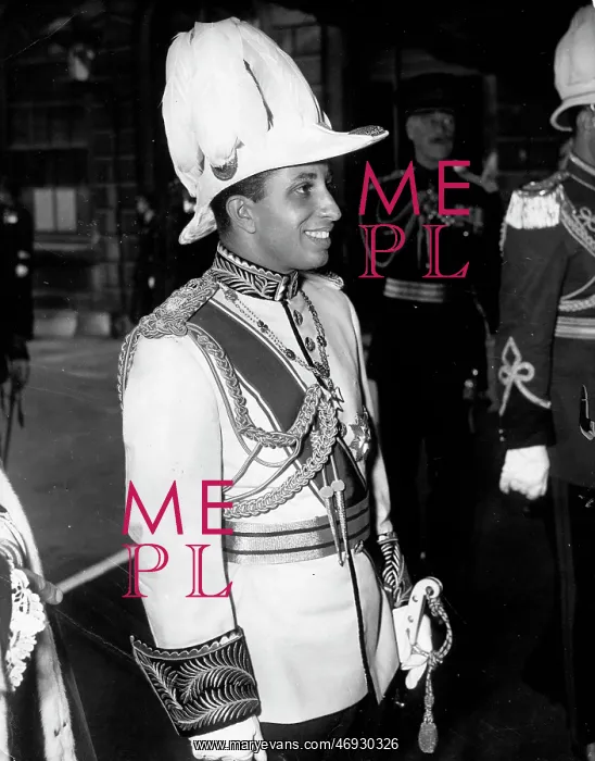 : King Faisal of Iraq in uniform : King Faisal of Iraq in uniform
