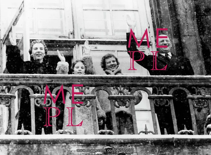 : King Frederick IX of Denmark, birthday wave : King Frederick IX of Denmark, birthday wave