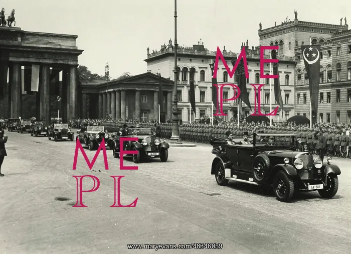 : King Fu'ad I visiting Berlin, 1929 : King Fu'ad I visiting Berlin, 1929