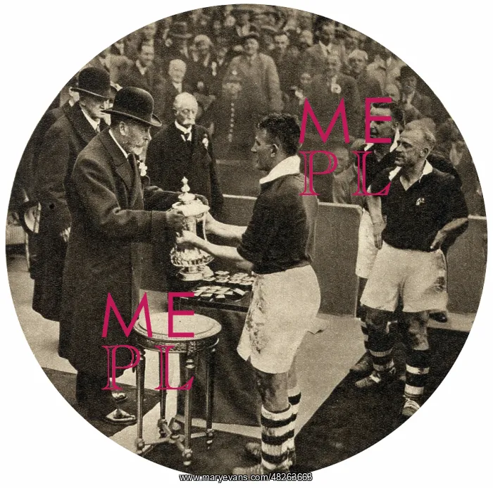 : King George V presenting the F.A. Cup Trophy : King George V presenting the F.A. Cup Trophy